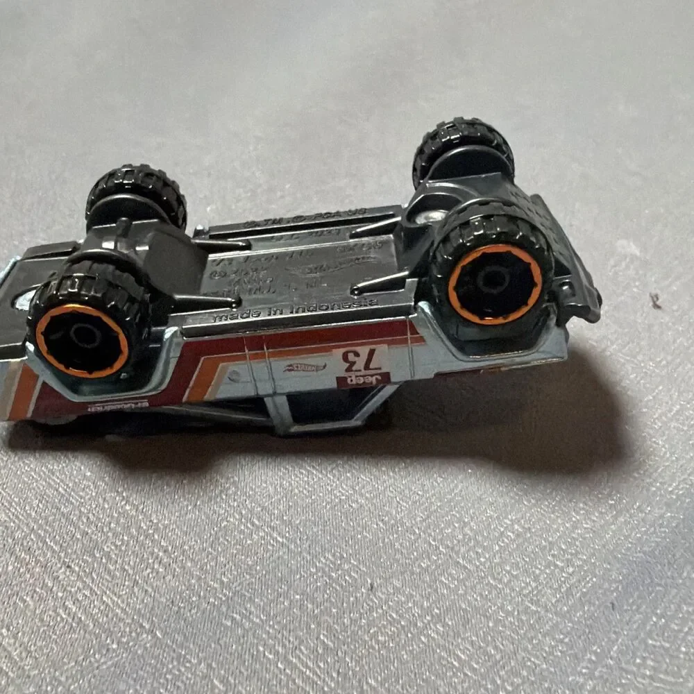 2022 Hot Wheels 73 JEEP J10 Loose-G